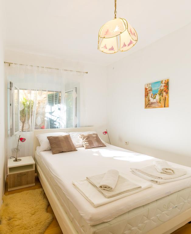 Dubrovnik Center Apartment Екстер'єр фото