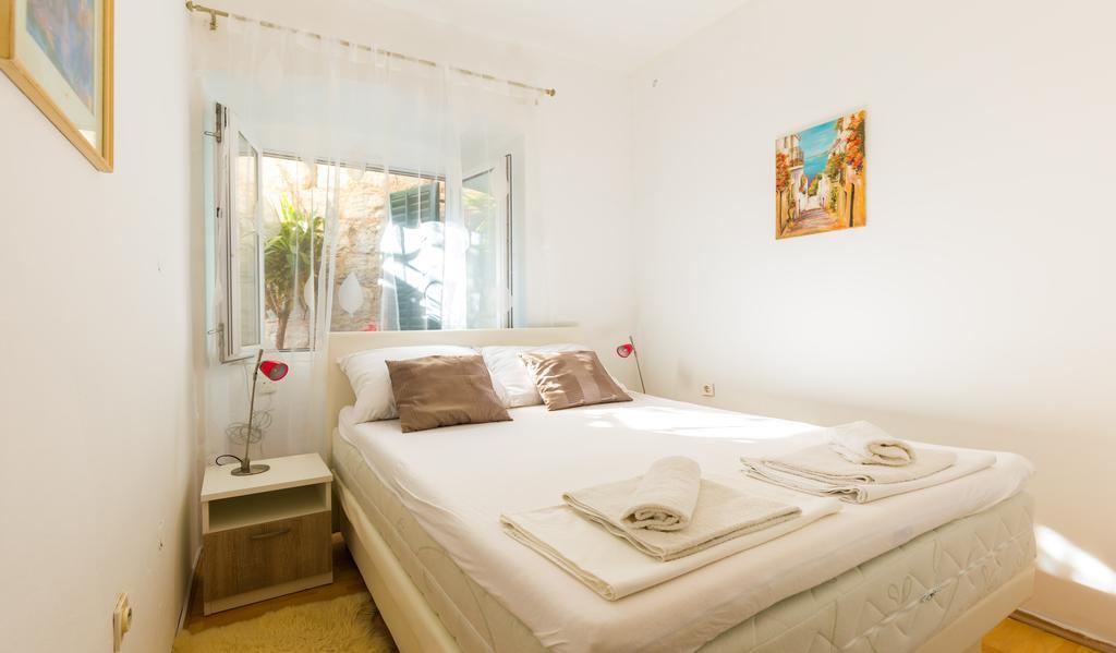 Dubrovnik Center Apartment Екстер'єр фото